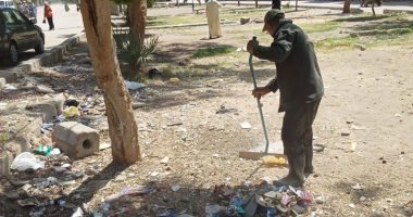 صور.. رفع 26 طن مخلفات وقمامة من قرى مدينة البياضية لمكافحة العدوى