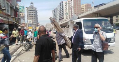 رئيس مدينة المحلة يقود حملة لرفع الإشغالات بشوارع المدينة