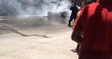 قارئ يشارك بصورة لحريق سيارة ملاكى فى شارع قصر النيل