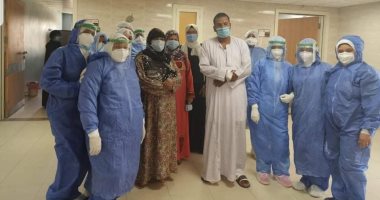 مستشفى الأقصر العام للعزل تشهد خروج 7 حالات بعد شفائهم من فيروس كورونا