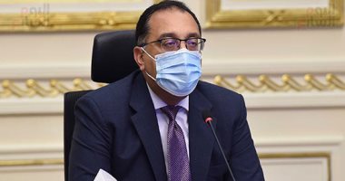  رئيس الوزراء يتفقد المستشفى الميدانى لجامعة عين شمس     