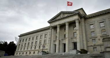 القضاء السويسرى يغلق ملف اغتيال معارض إيرانى منذ 30 عاما