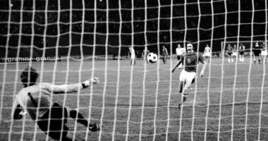 في مثل هذا اليوم.. ركلة "بانينكا" تتوج تشيكوسلوفاكيا بكأس أوروبا 1976 