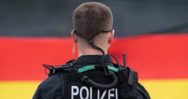 سلطات ألمانيا تنقل المشتبه به فى اعتداء القطار إلى مصحة نفسية وتؤكد لاجئ سورى بالبلاد