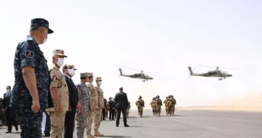 الرئيس السيسى يتفقد اصطفاف القوات فى المنطقة الغربية العسكرية