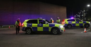 الشرطة البريطانية: مركبة اصطدمت بقسم شرطة شمال لندن واحتجاز شخص على صلة بالحادث