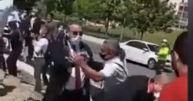 بالفيديو.. الشرطة التركية تقمع تظاهرة لمحامين ضد حزب العدالة والتنمية