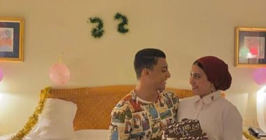 صور.. مصطفى محمد يحتفل بعيد ميلاد زوجته الـ 22 قبل نهاية شهر العسل