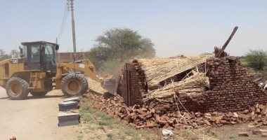 مدينة القرنة تعلن تنفيذ 5 قرارات إزالة تعديات بالأراضى الزراعية وأملاك الدولة
