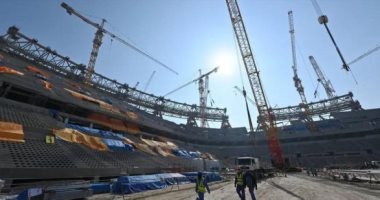 اصابات كورونا بين عمال مشاريع كأس العالم فى قطر تخطت الألاف