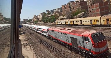 السكة الحديد تنقل أول دفعة عربات روسية جديدة لورش القاهرة استعدادا للتشغيل