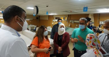 صور.. وزير السياحة و الاثار : مستشفى العلمين بها تجهيزات طبية عالية المستوى