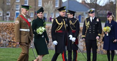 يوم القوات المسلحة.. ملكة وأمراء بريطانيا يستعيدون ذكرياتهم بالجيش (فيديو)