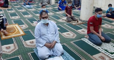 رئيس مدينة فاقوس يتابع تطبيق الإجراءات الاحترازية داخل المساجد
