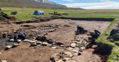 شاهد..  اكتشاف أقدم مستوطنة فايكنج فى أيسلندا.. اعرف التفاصيل