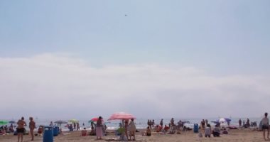 المصيف فى زمن كورونا.. تدابير احترازية صارمة لنزول الشواطئ فى إسبانيا