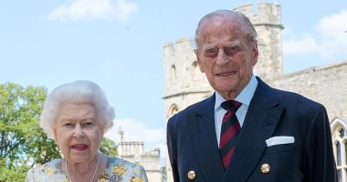 بريطانيا: الأمير فيليب يسلم منصبه العسكرى الشرفى لكاميلا بعد 67 عاما 