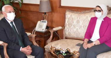 محافظ بورسعيد يستقبل وزيرة الصحة لمتابعة منظومة التأمين الصحى (صور) 