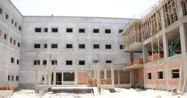 قارئ يشكو عدم الإنتهاء من بناء مستشفى دشنا المركزى فى محافظة قنا