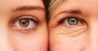 4 طرق للوقاية من ظهور خطوط أسفل العين.. أهمها تمارين الوجه والتقشير 