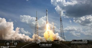 تكنولوجيا  - SpaceX تطلق صاروخين فى 4 ساعات.. اعرف تفاصيل الحدث الفضائي