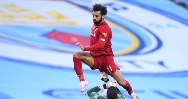 محمد صلاح يهدى ليفربول 12 نقطة فى مشوار التتويج بلقب الدوري الإنجليزي