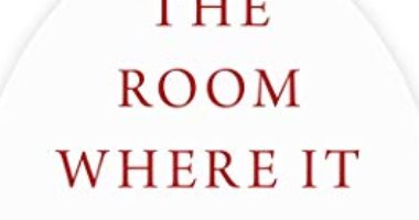 "كتاب الغرفة التى حدث فيها" يتصدر الأعلى مبيعا فى قائمة نيويورك تايمز