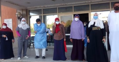 خروج 18 حالة جديدة من مستشفى ناصر ببنى سويف بعد تعافيهم من فيروس كورونا