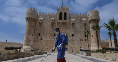 صور .."آثار الإسكندرية": تعقيم قلعة قايتباى مرتين يوميا وبحد أقصى 5 رحلات  