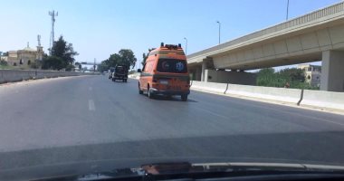 أمن الجيزة يعاين موقع حادث الطريق الأوسطي بعد مصرع 8 أشخاص