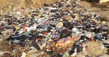 أهالى قرية سندبسط بالغربية يشكون استمرار انتشار القمامة بالشوراع