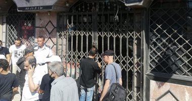 صور.. غلق 15 مقهى وكافتيريا بالإسكندرية بسبب المخالفات واستخدام الشيشة