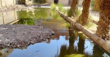 اضبط مخالفة.. مياه الصرف تغرق الوحدة الصحية بــ"أبوسليم" فى بنى سويف