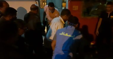 إيقاف قطار بمحطة الوسطى لإنقاذ شاب تناول جرعة مخدرات زائدة.. فيديو وصور