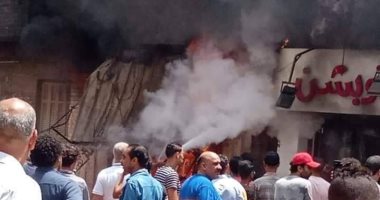حريق هائل بأحد المحلات التجارية غرب الإسكندرية