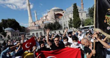 أردوغان يحشد أنصاره بمحيط متحف وكنيسة آيا صوفيا للاحتفال بتحويلها إلى مسجد
