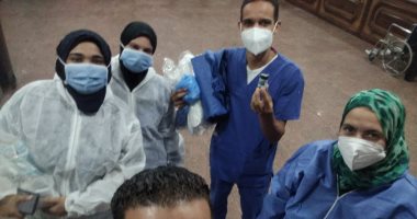 شفاء 16 مصابا بكورونا وخروجهم من عزل جامعة قناة السويس.. صور