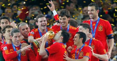دافيد فيا يحتفل بتتويج إسبانيا بمونديال 2010.. ويؤكد: 10 سنوات من الفرحة