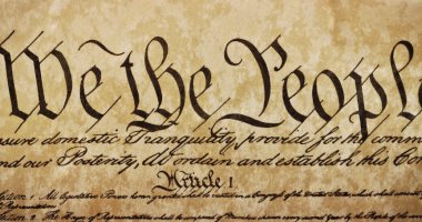 دستور الولايات المتحدة.. 6 أسئلة وإجاباتها حول الوثيقة التأسيسية للبلاد