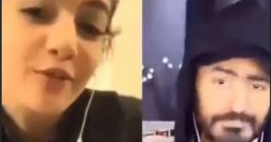 تامر حسنى يشارك إحدى معجباته غناء "عيش بشوقك".. فيديو