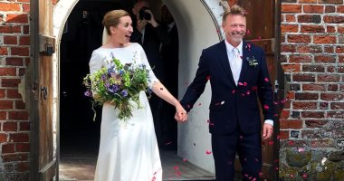 أخيرًا اتجوزت.. زفاف رئيسة وزراء الدنمارك بعد التأجيل مرتين.. صور