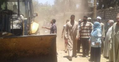 محافظ المنيا: استرداد 8 آلاف فدان وإزالة 140 حالة تعد على أراضى الدولة 