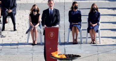 تكريم مهيب.. ملك إسبانيا يقود مراسم تأبين 27 ألف ضحية لفيروس كورونا