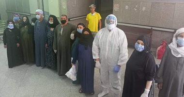  تعافى 9 مصابين بكورونا وخروجهم من مستشفى الفشن ببنى سويف 