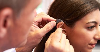 دراسة تثبت: عدوى كورونا لا تضر الجهاز السمعى بالأذن