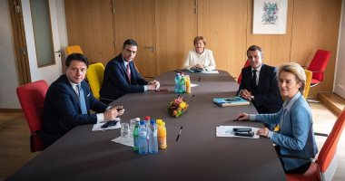 "قادة الأوروبى " يواصلون محادثات خطط تعزيز اقتصادات الاتحاد بعد كورونا
