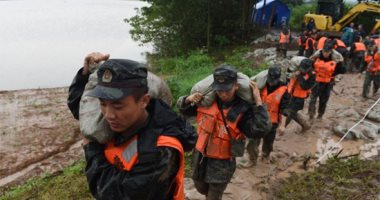 تعزيز متانة السدود للوقاية من أضرار الفيضانات فى الصين.. صور
