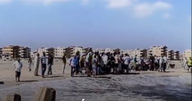 فيديو.. رحلة العثور على جثمان الشاب نور سعد بين صخور بلطيم