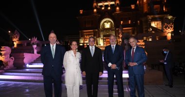 وزير السياحة ينظم حفل عشاء لـ 41 سفيرا من دول العالم بحديقة قصر البارون امبان