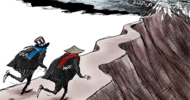 كاريكاتير صحيفة سعودية.. أمريكا والصين يتنافسون لاشعال الحرب الباردة بينهم